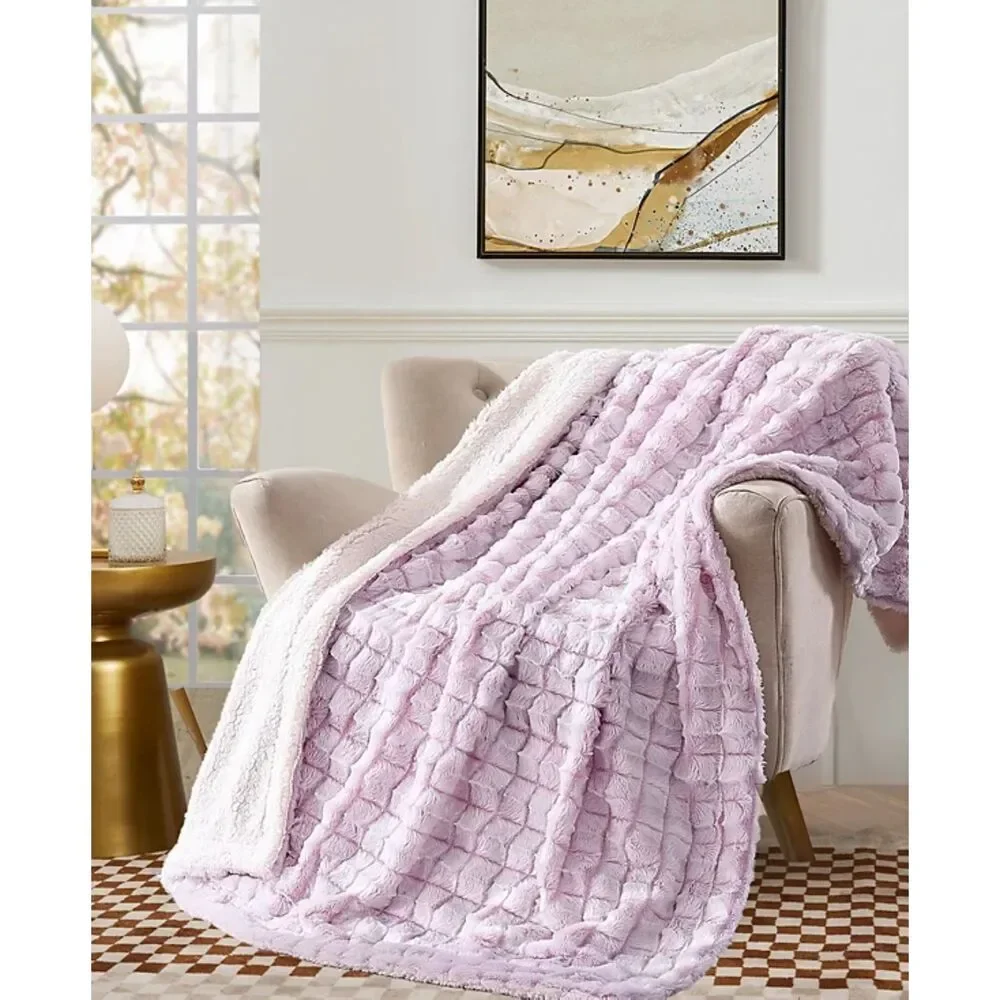 NWT Royal Luxe Reversible Micromink to Faux-Sherpa Tie-Dye Throw